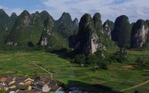 桂林山水甲天下,阳朔堪称甲桂林……题目,全诗是什么 桂林山水甲天下的下一句